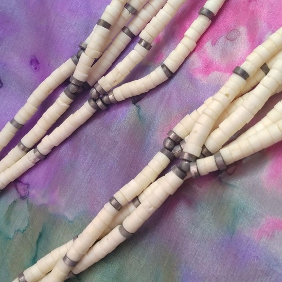 VINTAGE Thick Puka Shell Necklace - Picture 2 of 2